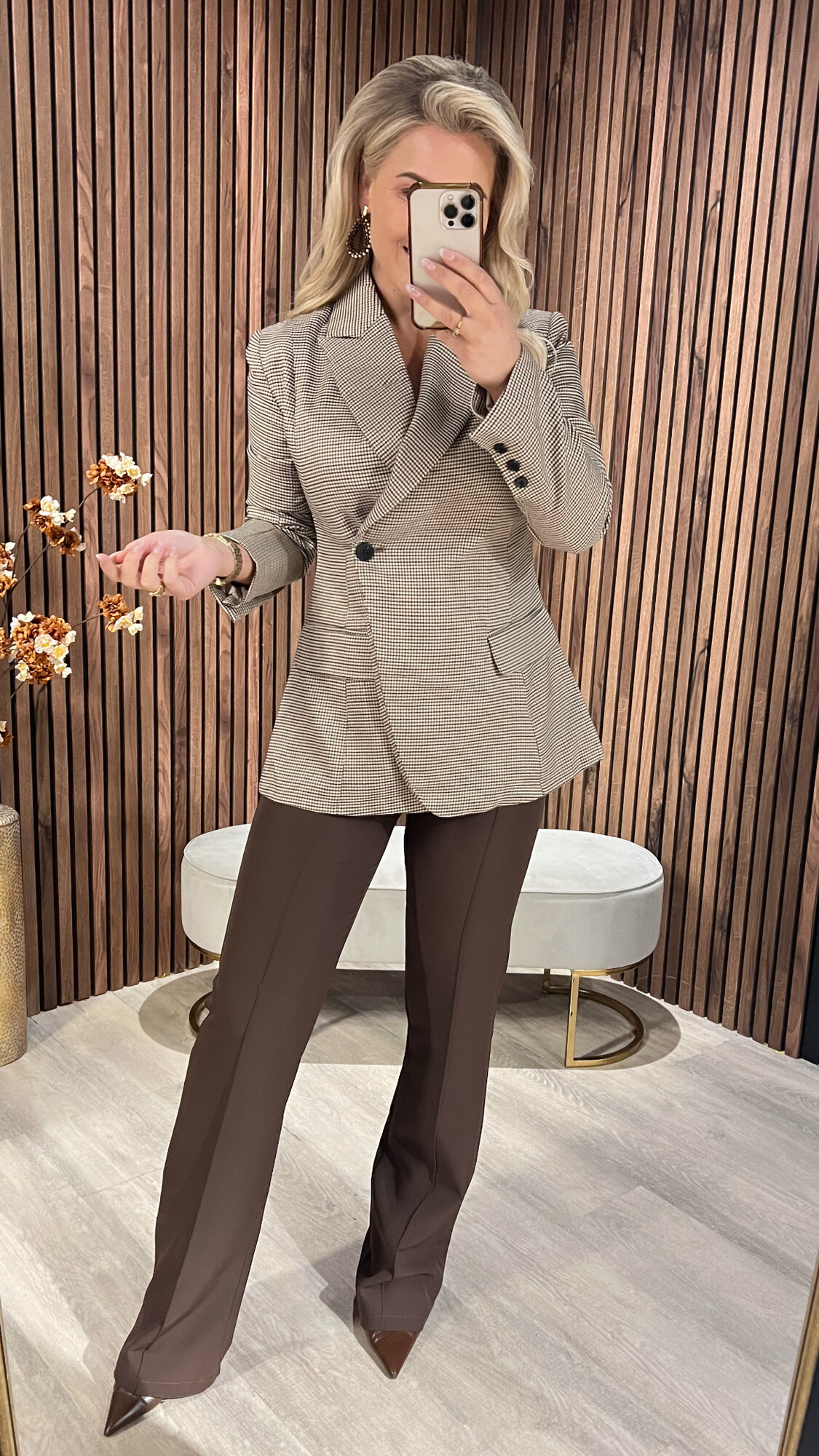 Colbert Ruit Brown-0